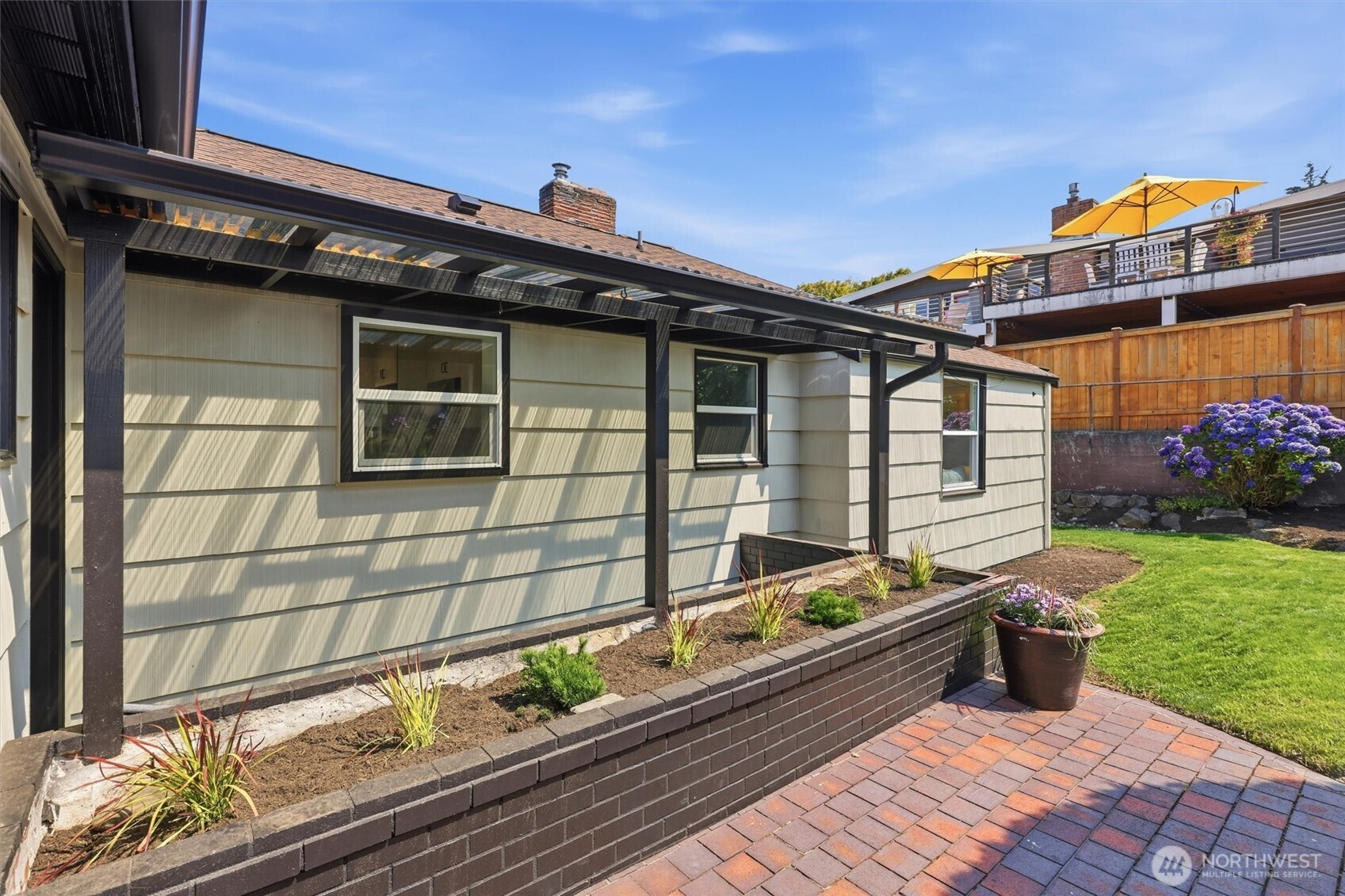 920 Maple Street