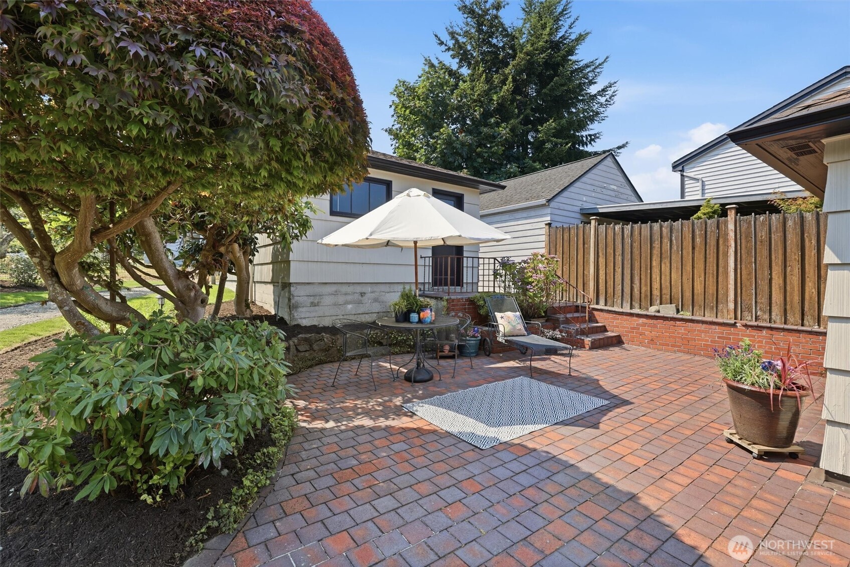 920 Maple Street