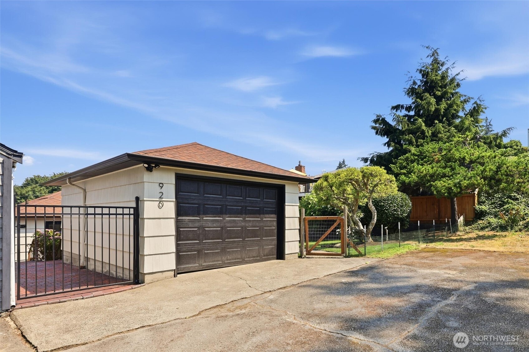 920 Maple Street