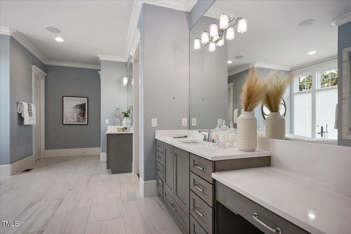 5224 Parker Manor Court