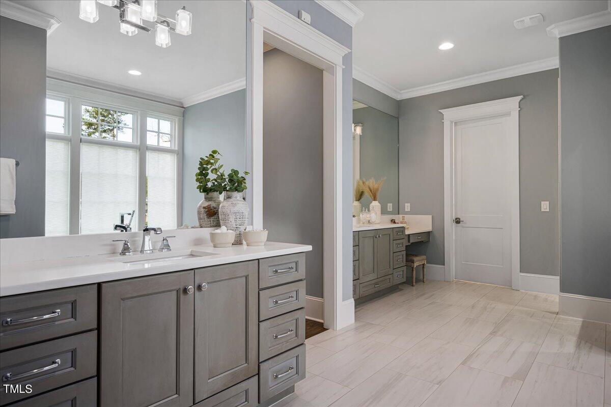 5224 Parker Manor Court