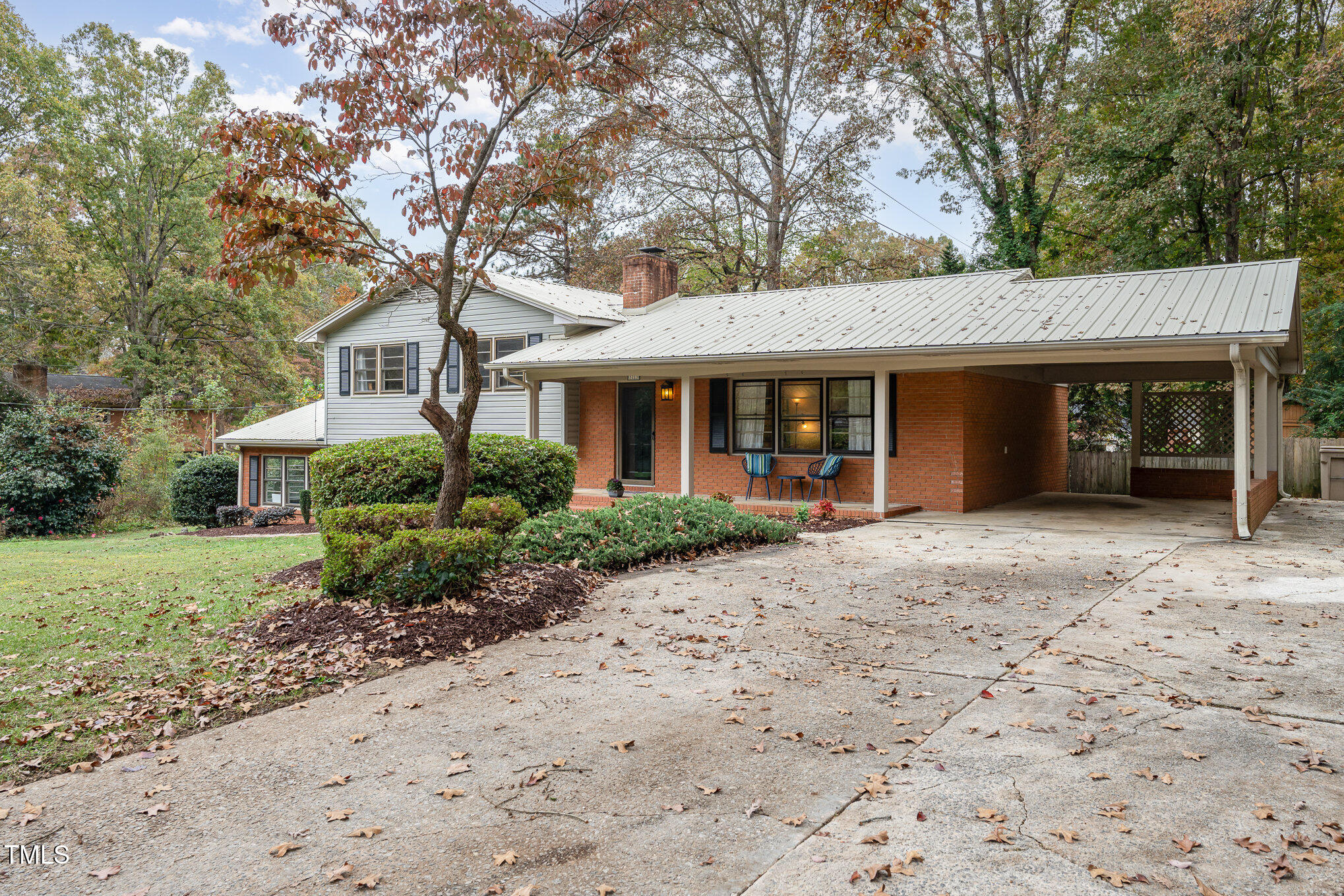3713 Vesta Drive