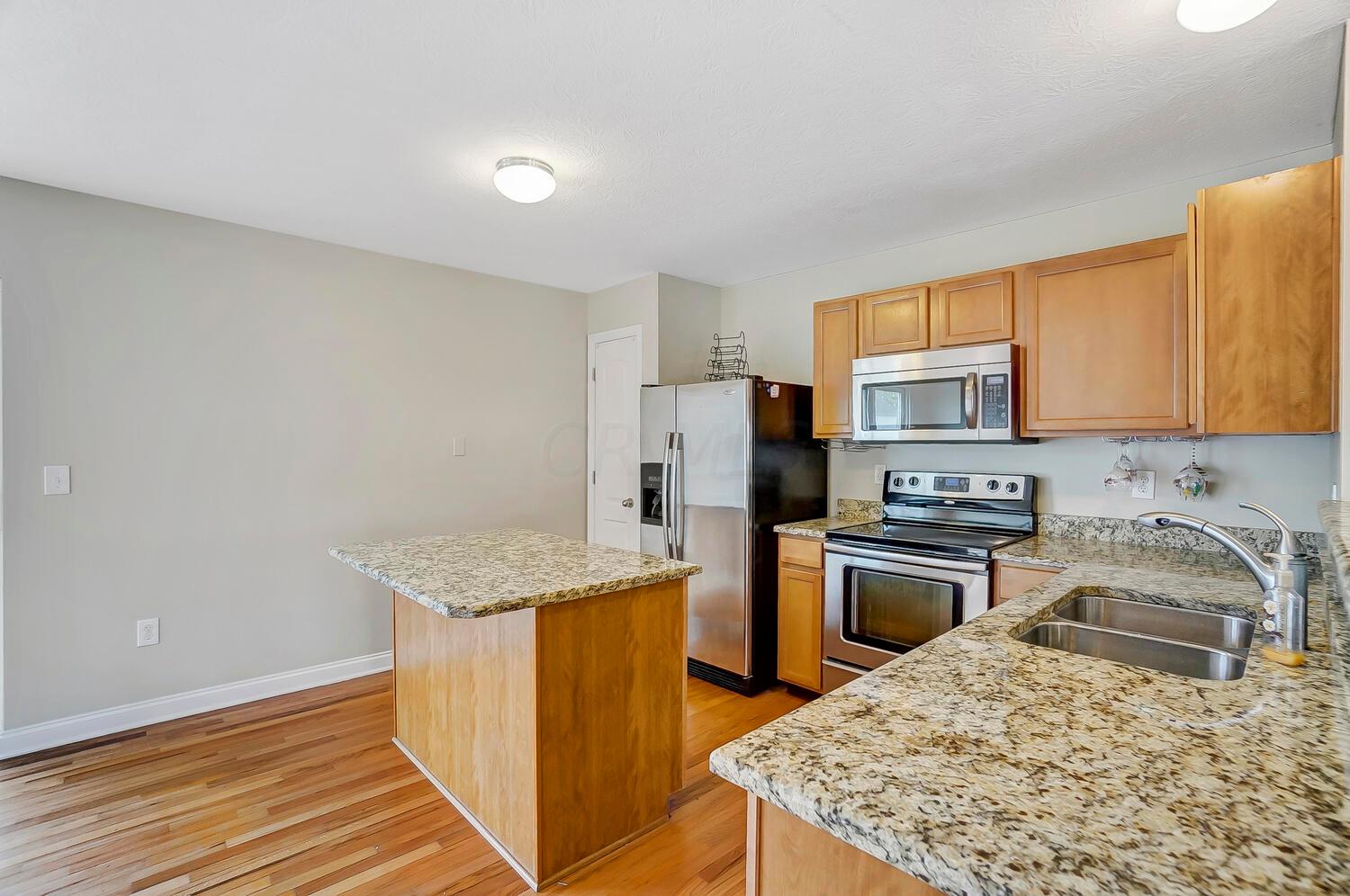 5608 Pittsford Drive, 905