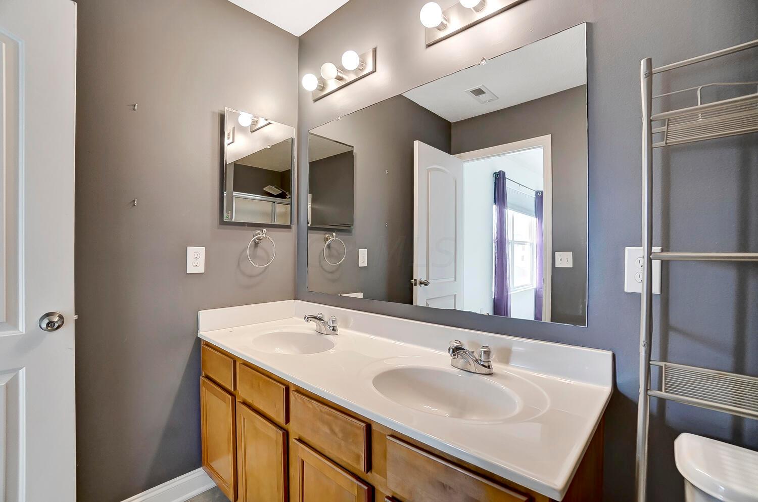 5608 Pittsford Drive, 905