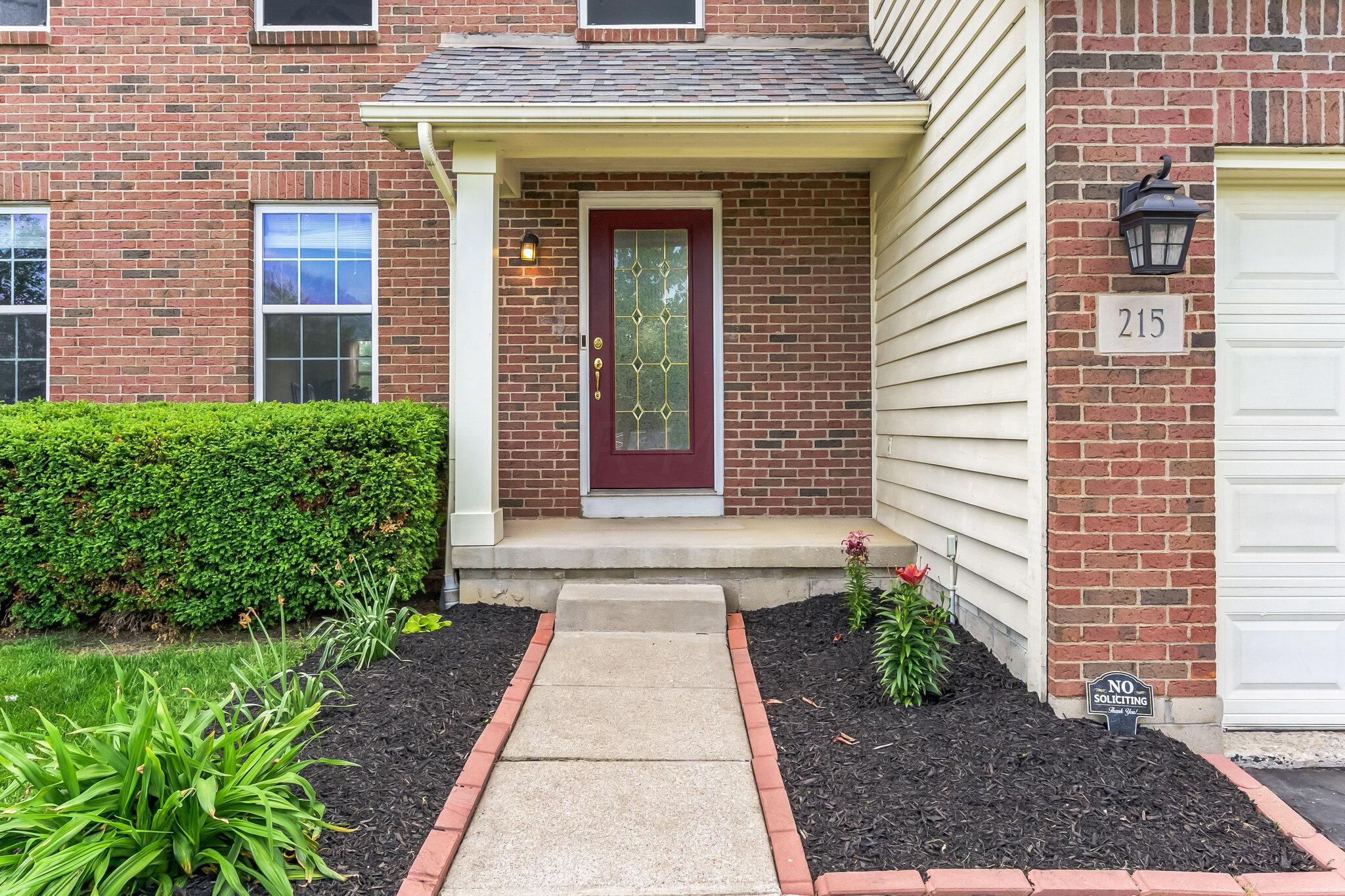 215 Sierra Woods Court