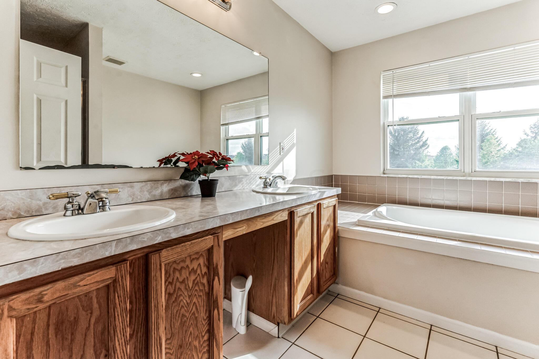 215 Sierra Woods Court
