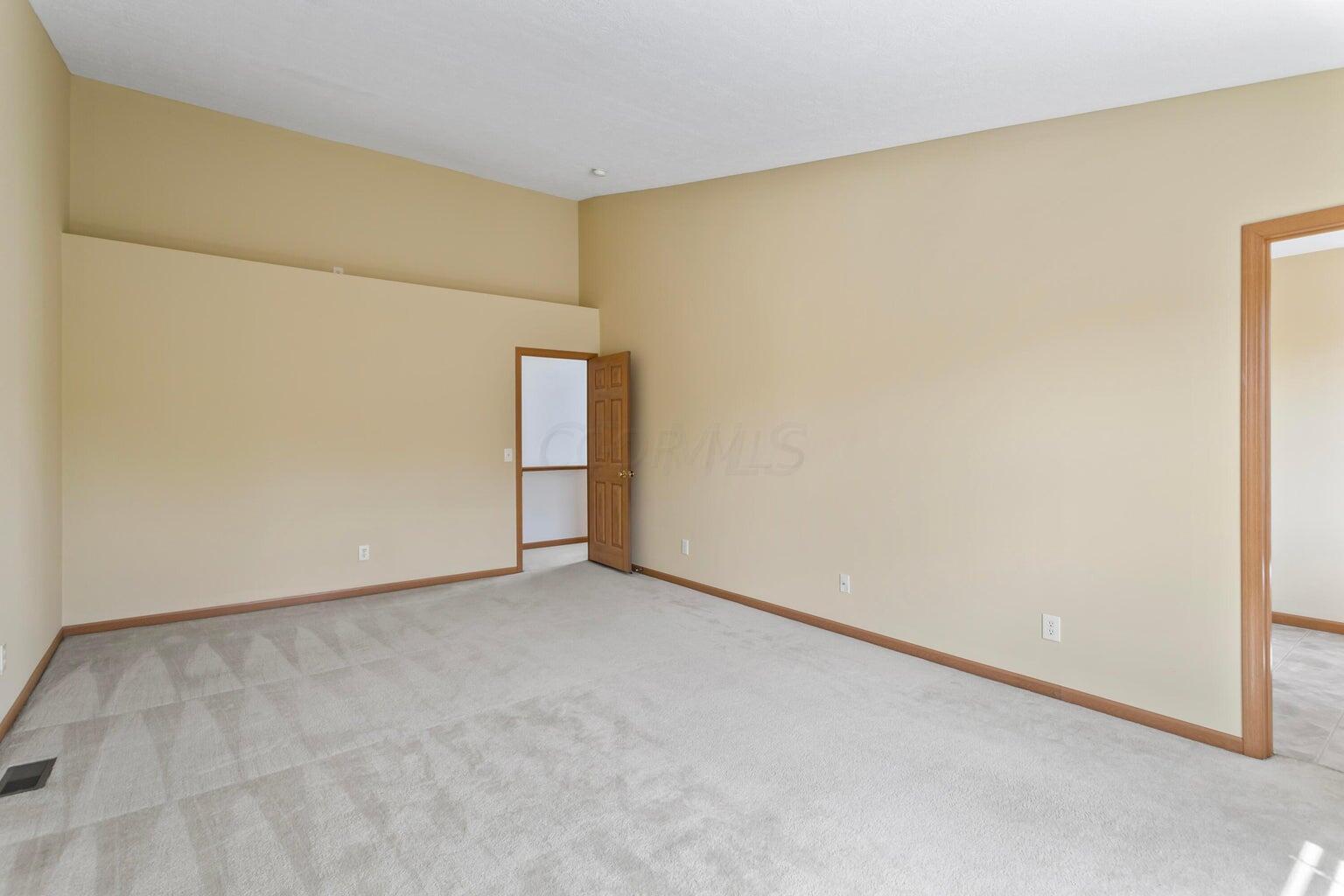 6160 Ashtead Drive