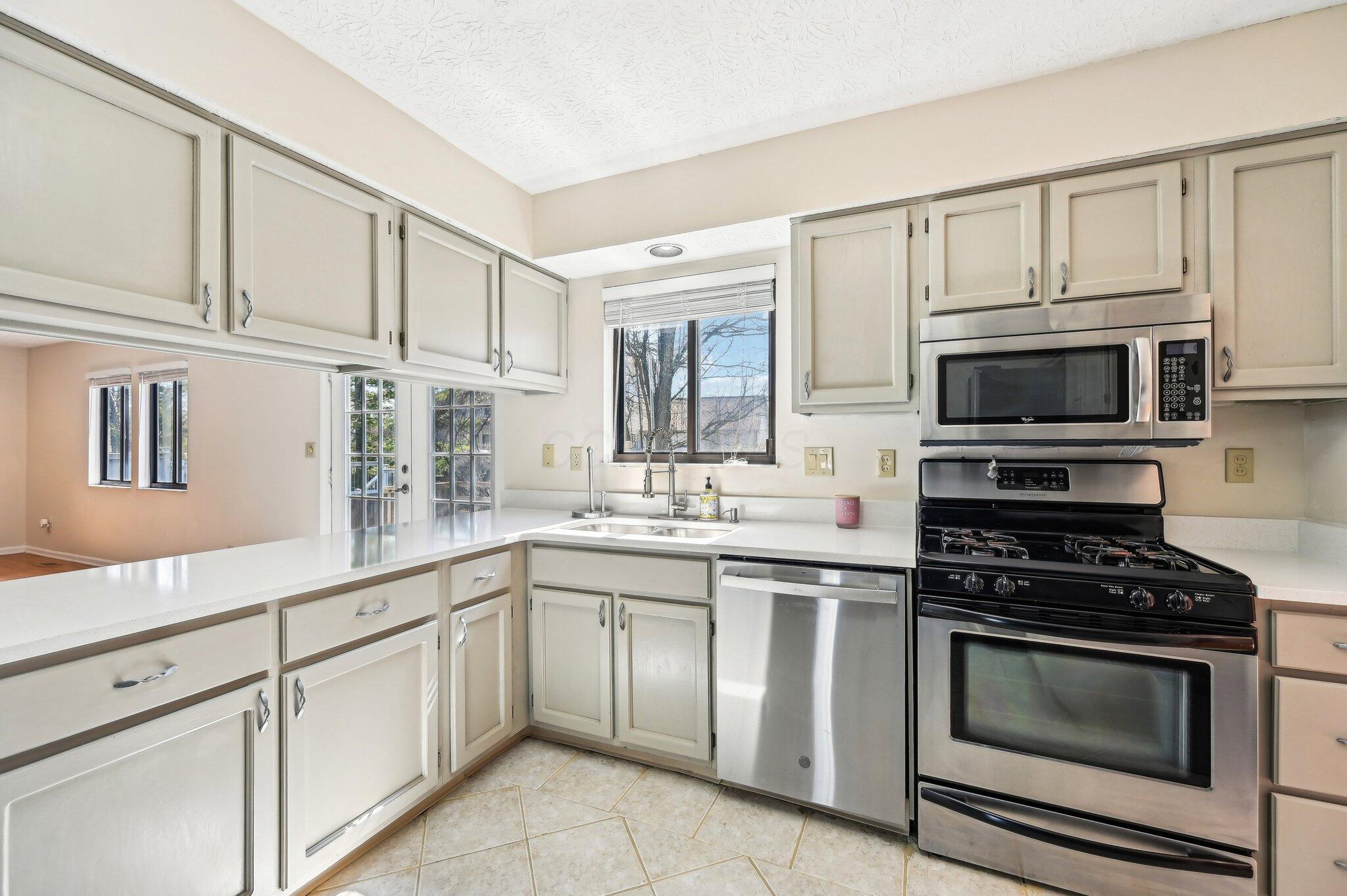 2119 Sutter Parkway