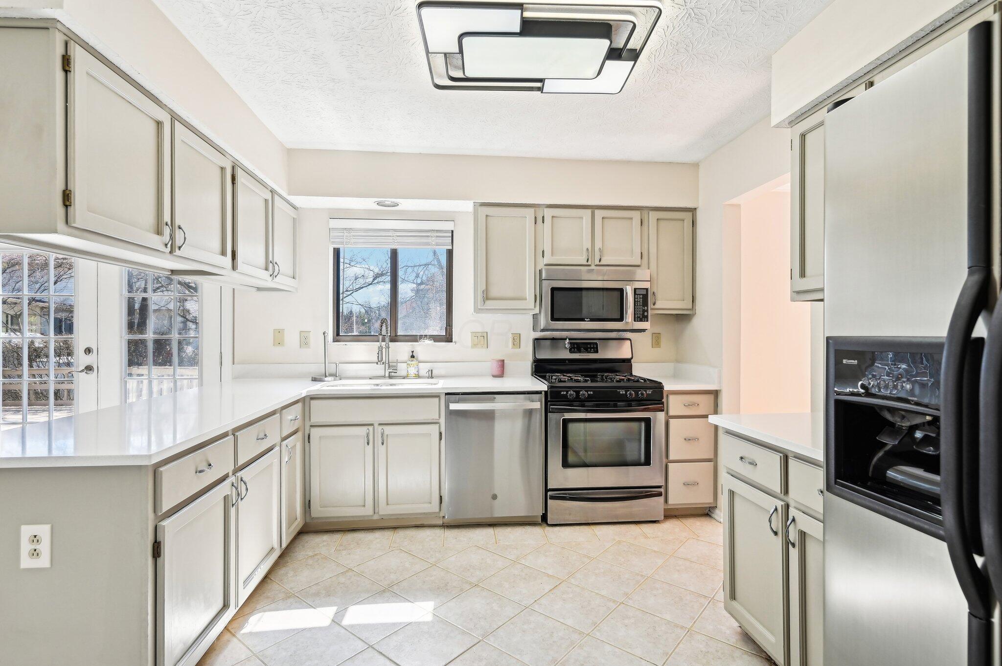 2119 Sutter Parkway