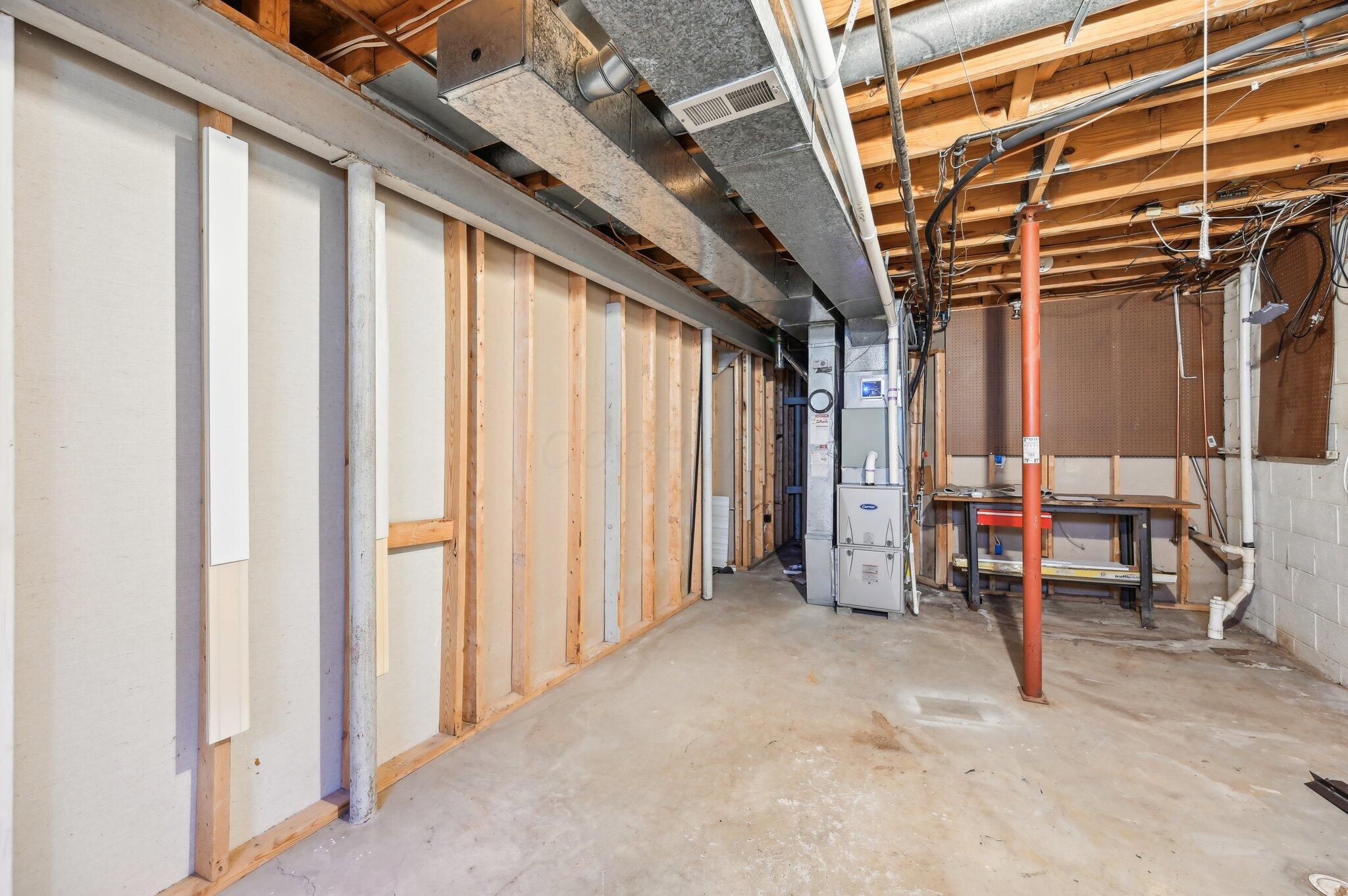 2119 Sutter Parkway