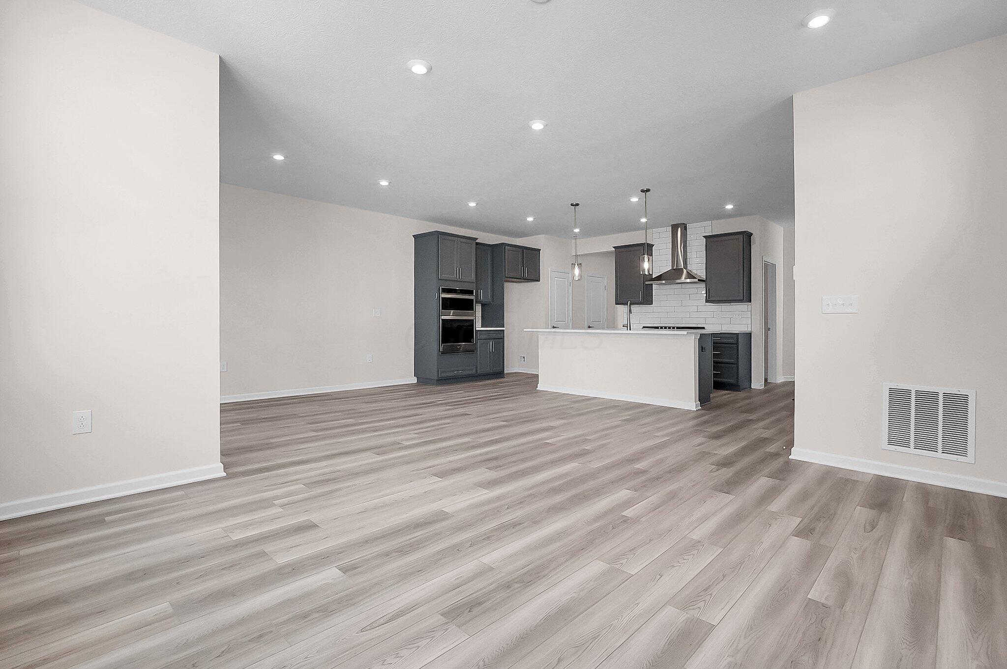 6582 Wheatly Road, 601 601