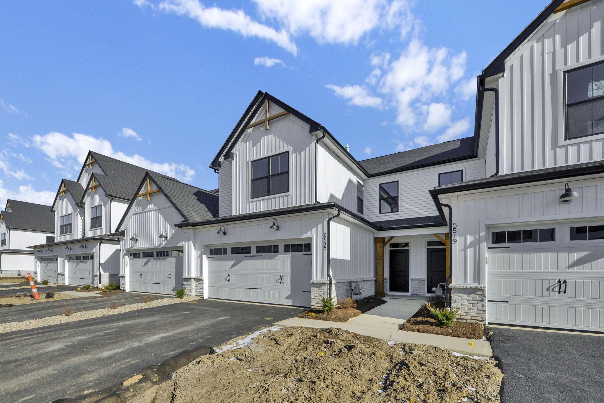 5515 Fawnsbury Court