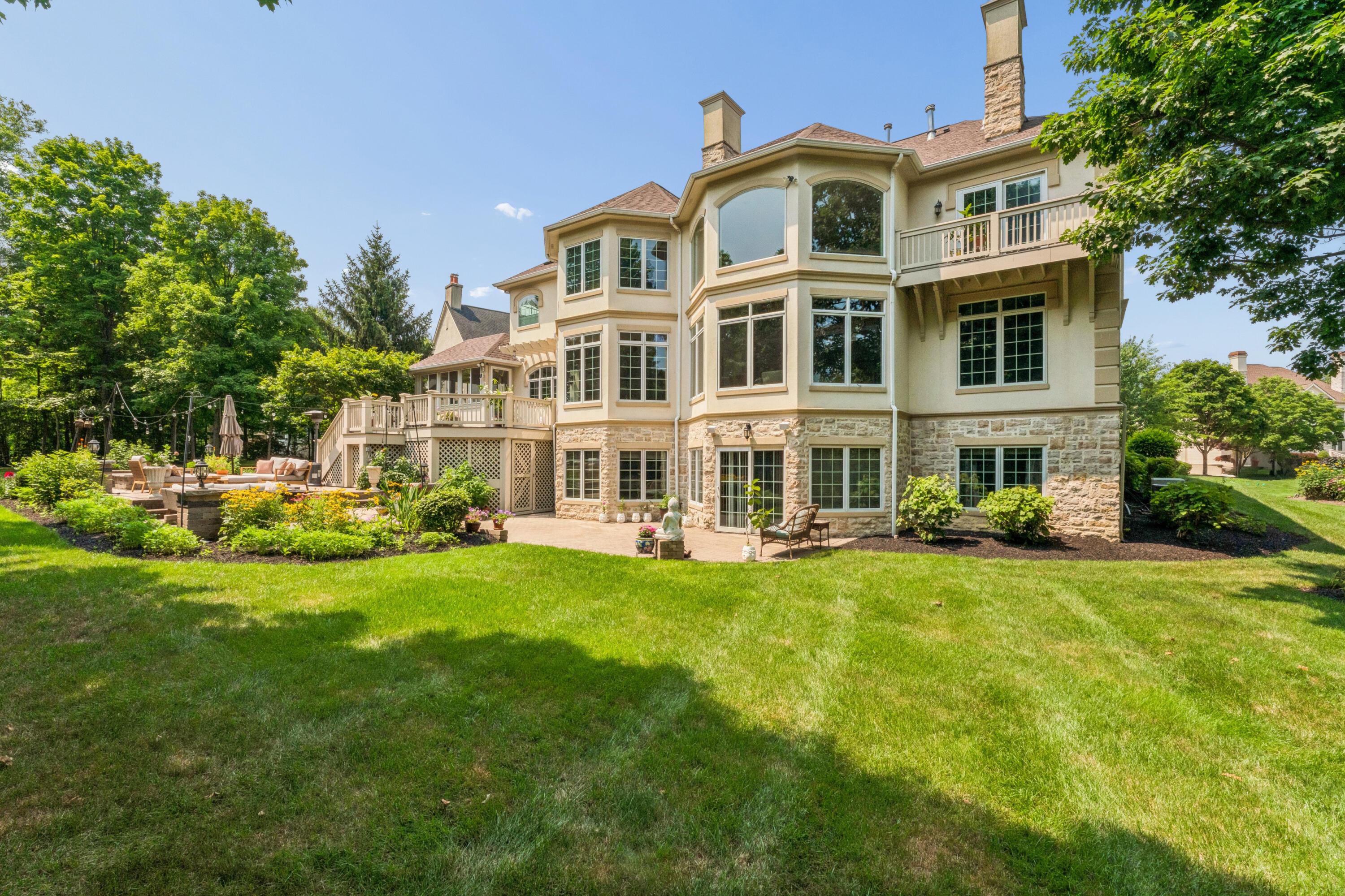 8914 Tartan Fields Drive