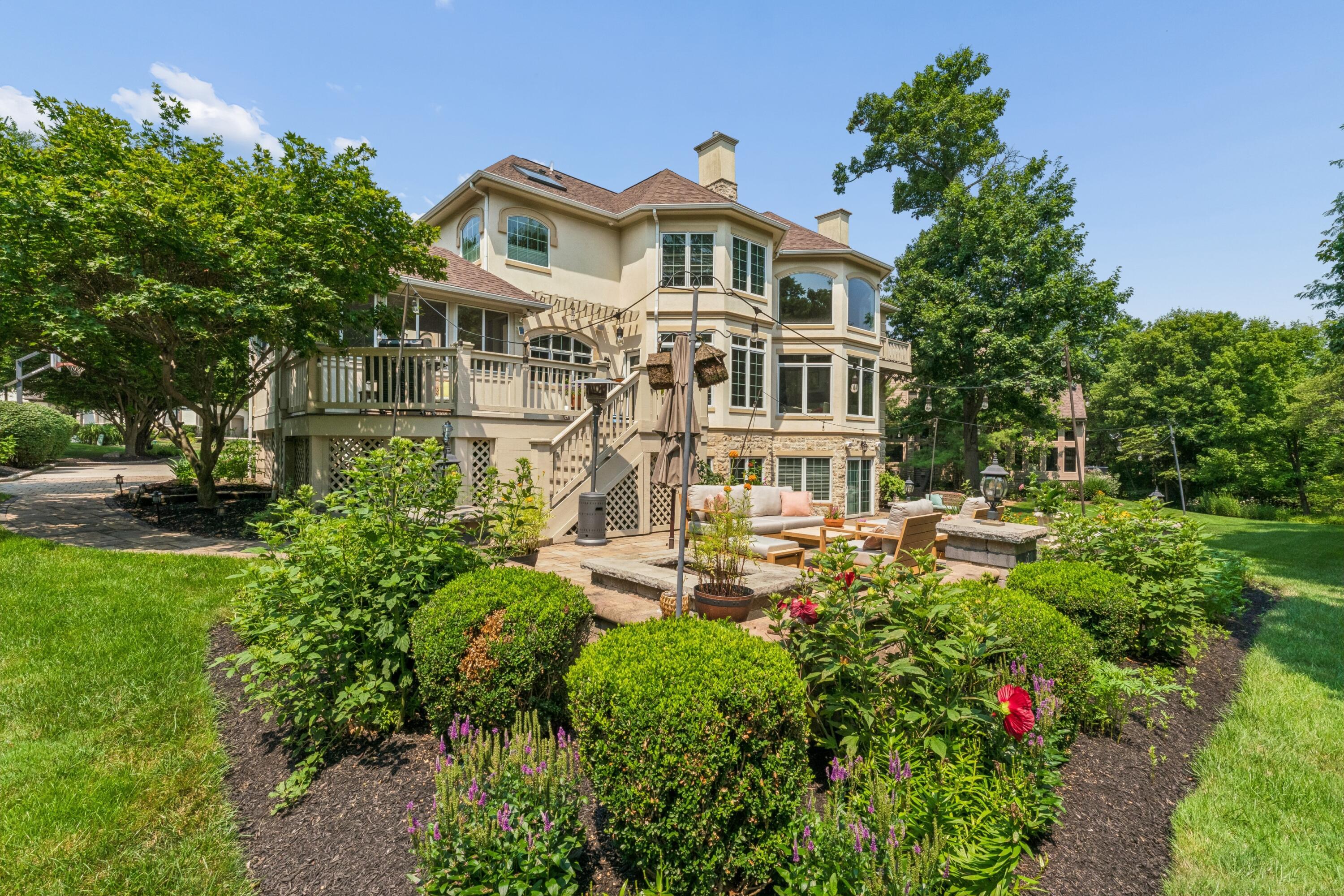 8914 Tartan Fields Drive