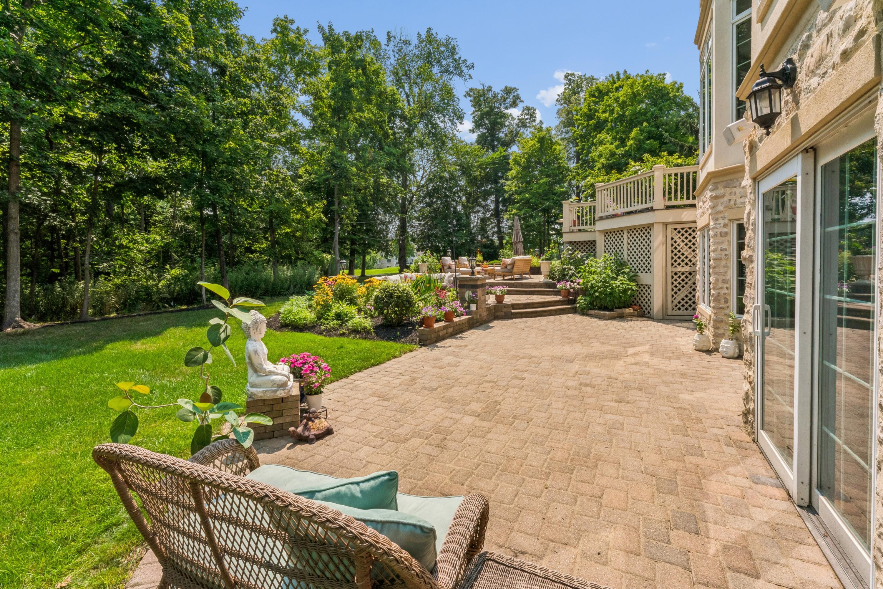 8914 Tartan Fields Drive