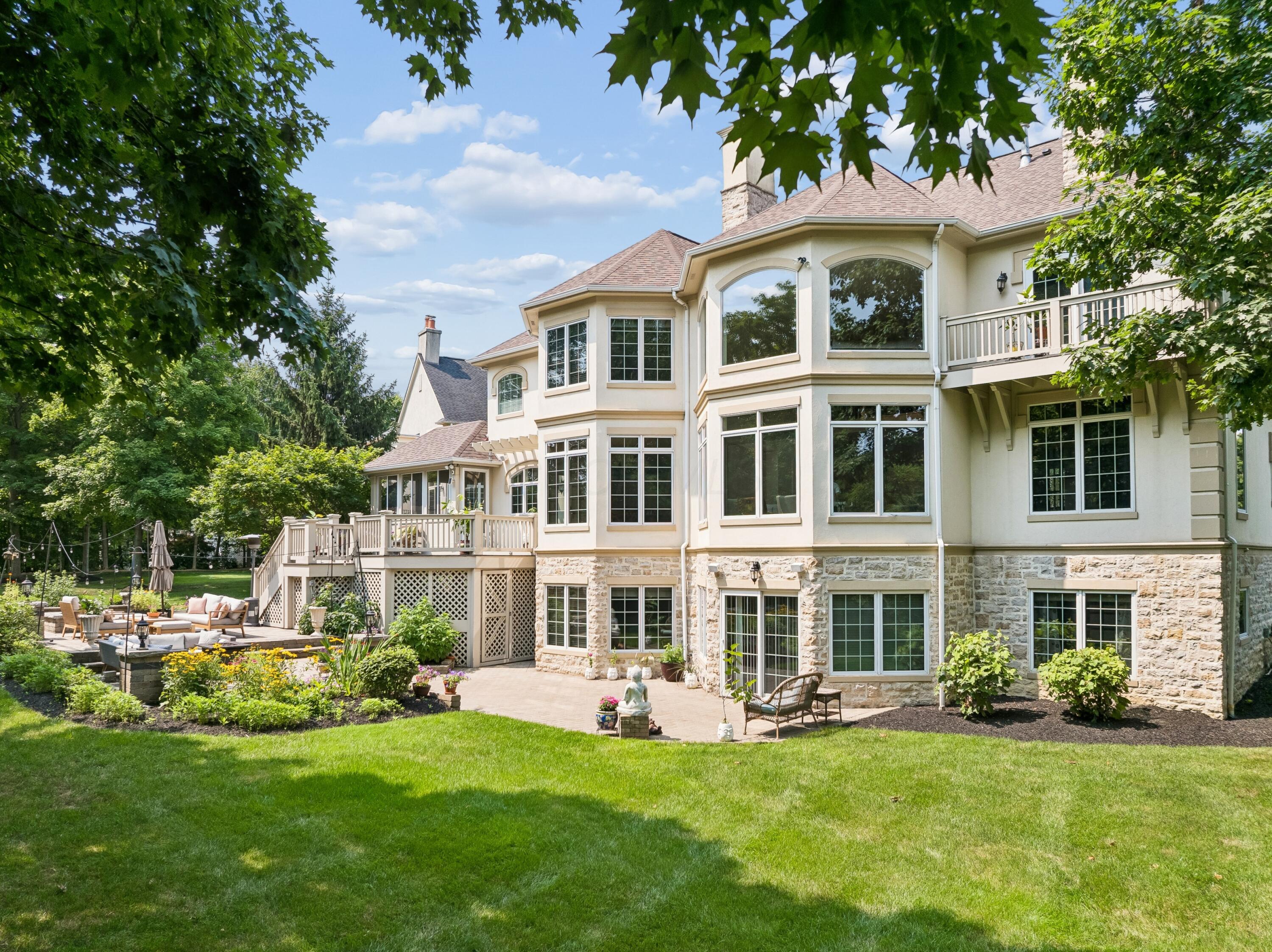 8914 Tartan Fields Drive