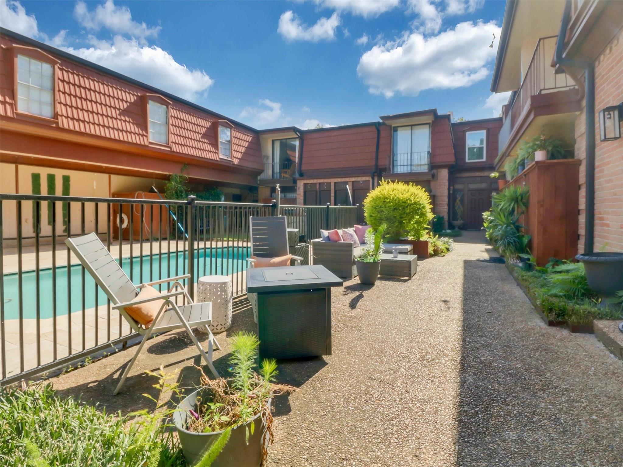 3401 Timmons Lane # 27