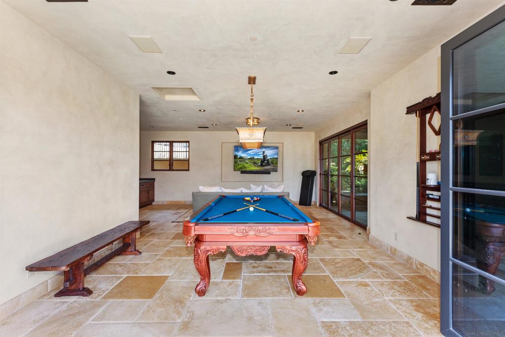 6309 Strada Fragante