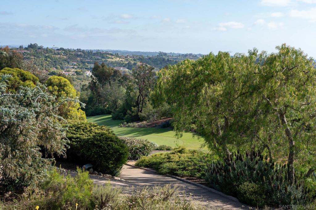 6219 Calle Ponte Bella