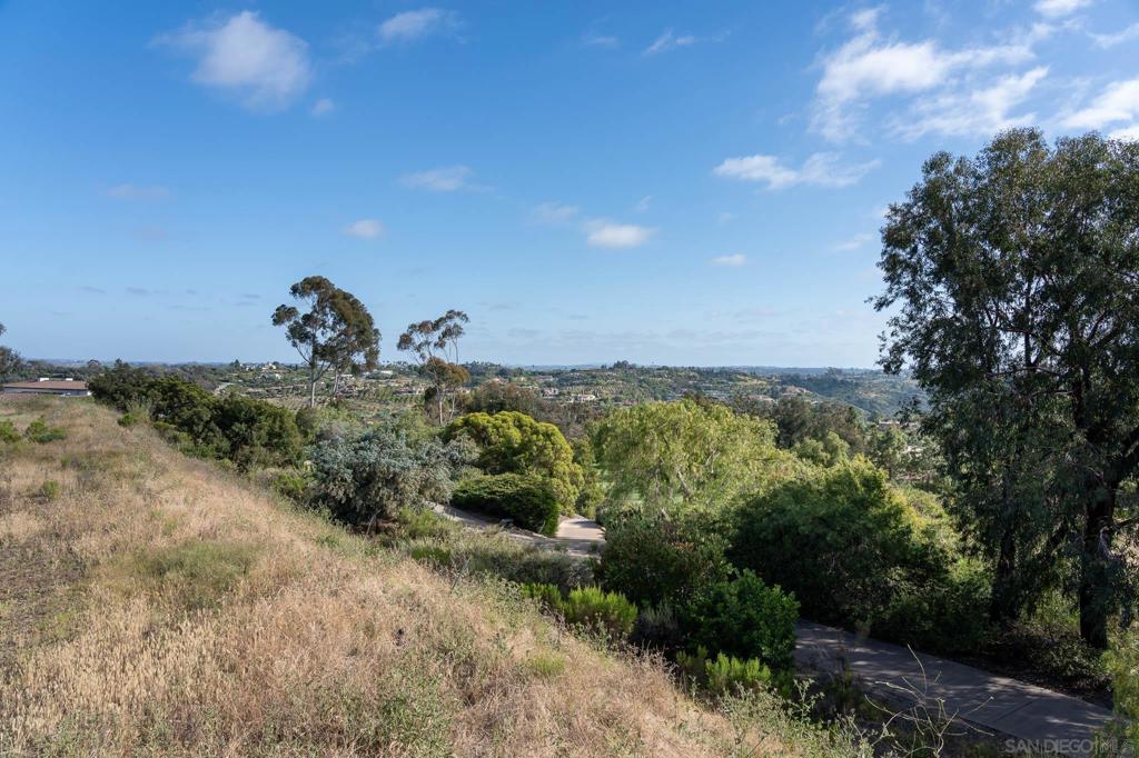 6219 Calle Ponte Bella