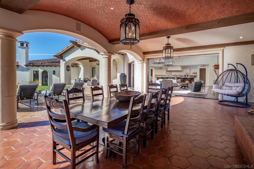 7029 31 Las Colinas