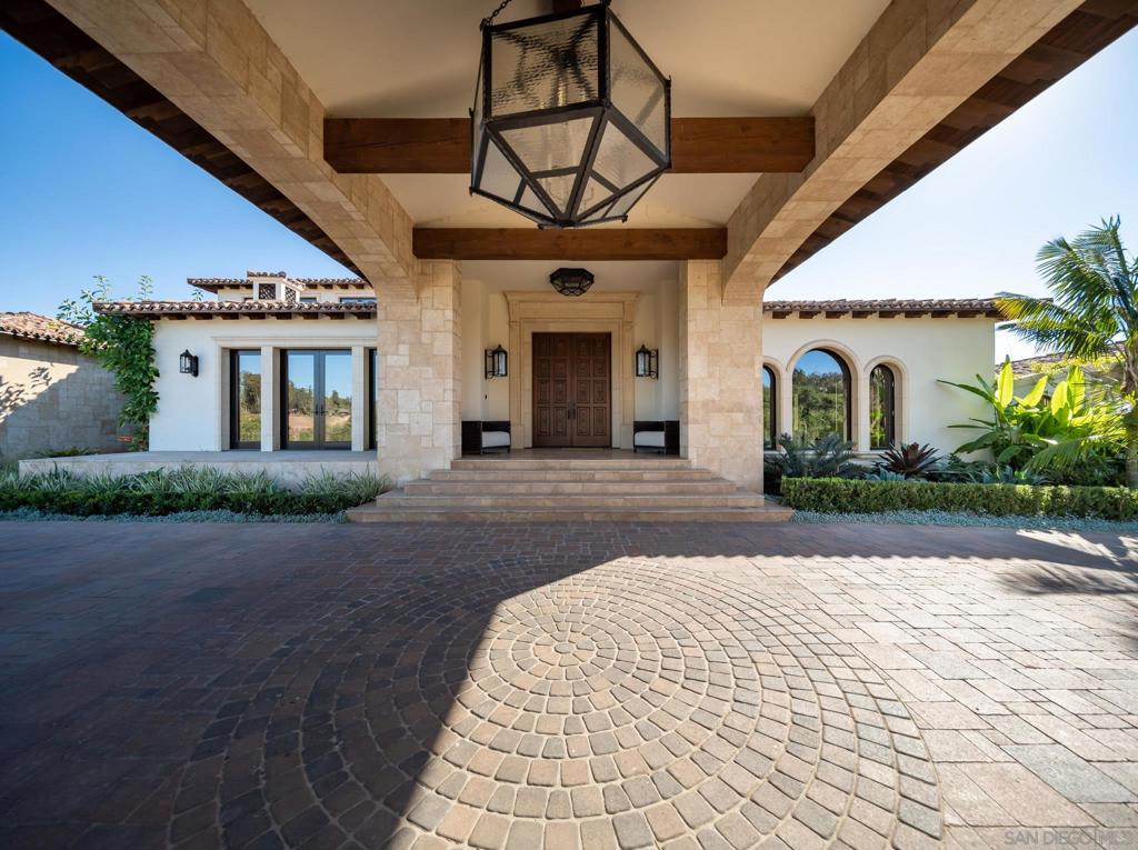 7029 31 Las Colinas