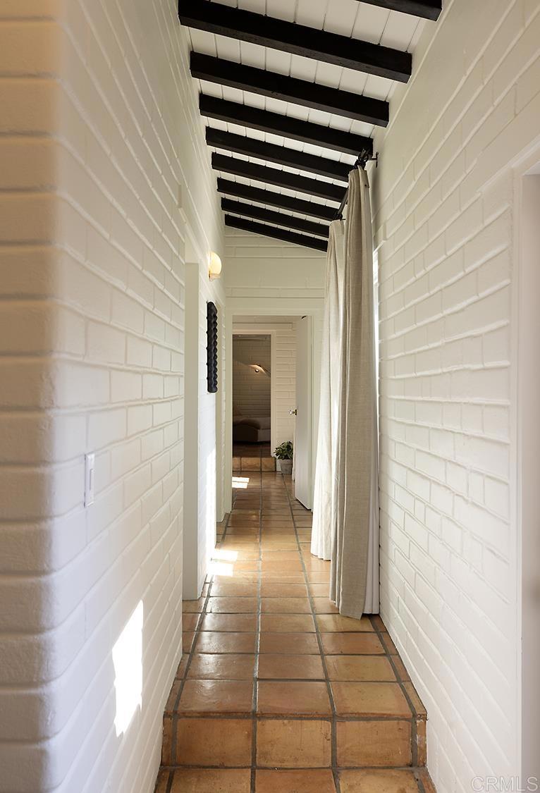 1935 Santa Fe Avenue