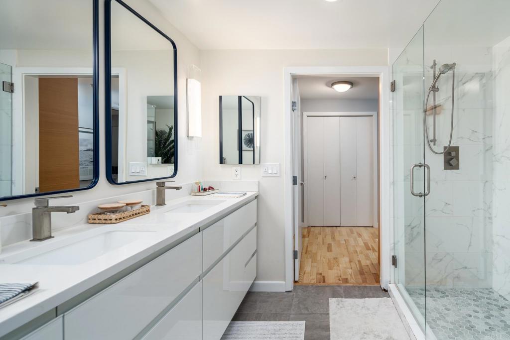 1432 Pacific Highway 315