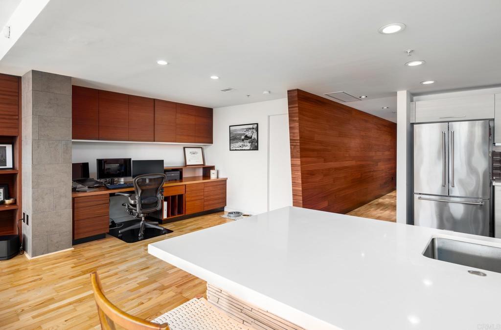 1432 Pacific Highway 315