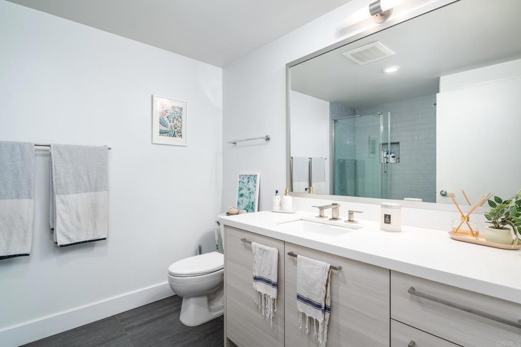 1432 Pacific Highway 315