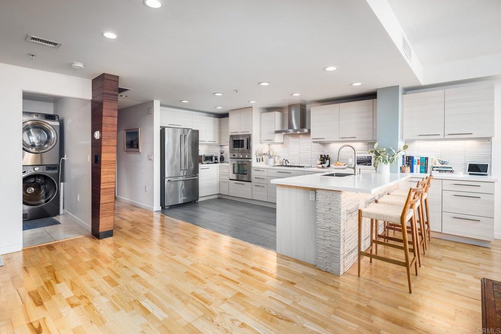 1432 Pacific Highway 315