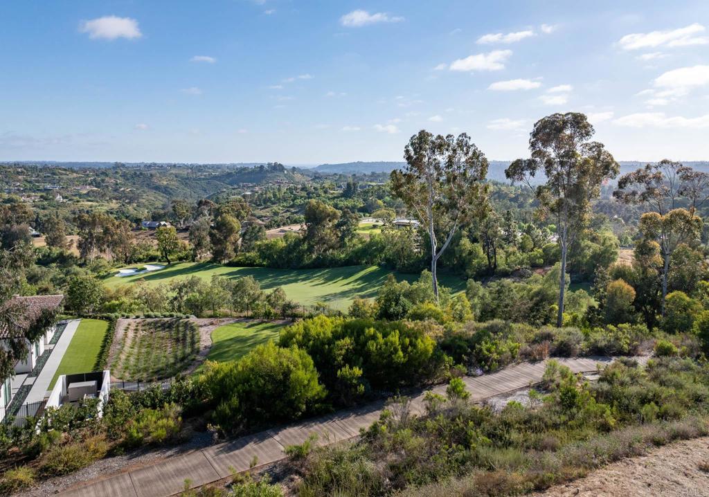 6251 Calle Ponte Bella