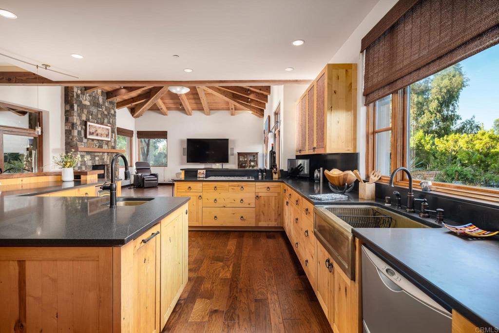 18355 Calle la Serra