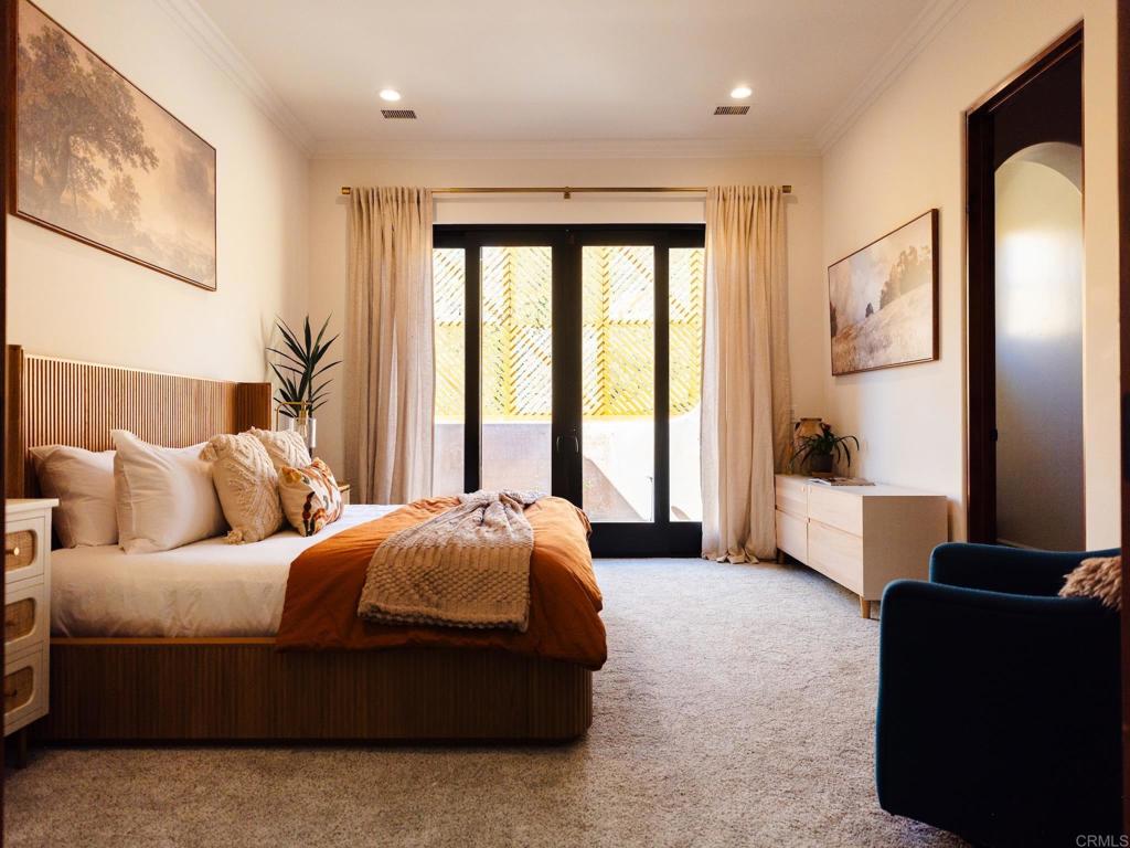 18000 Sunset Point Road