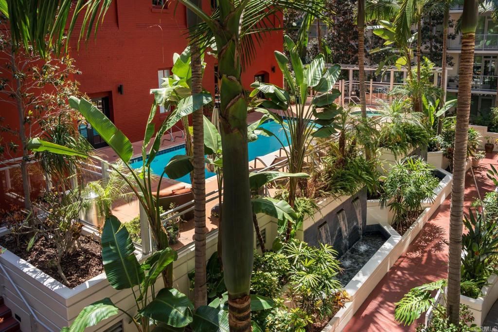 1431 Pacific Highway 315