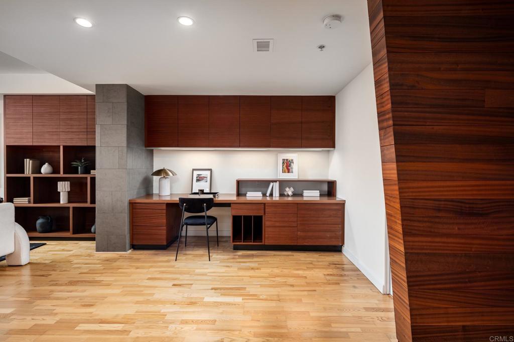 1431 Pacific Highway 315