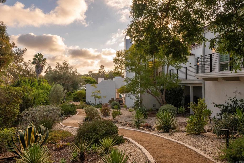 5315 La Crescenta Road