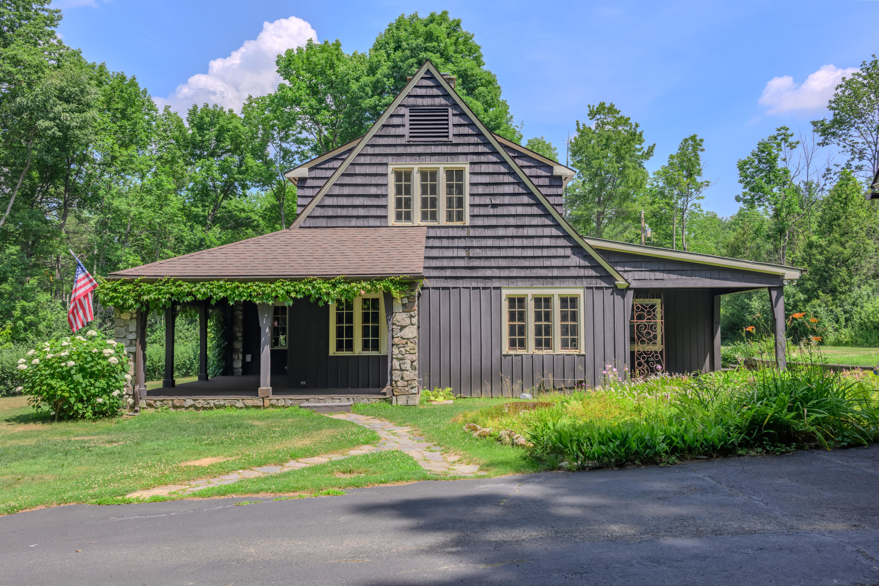 1054 Springfield Road
