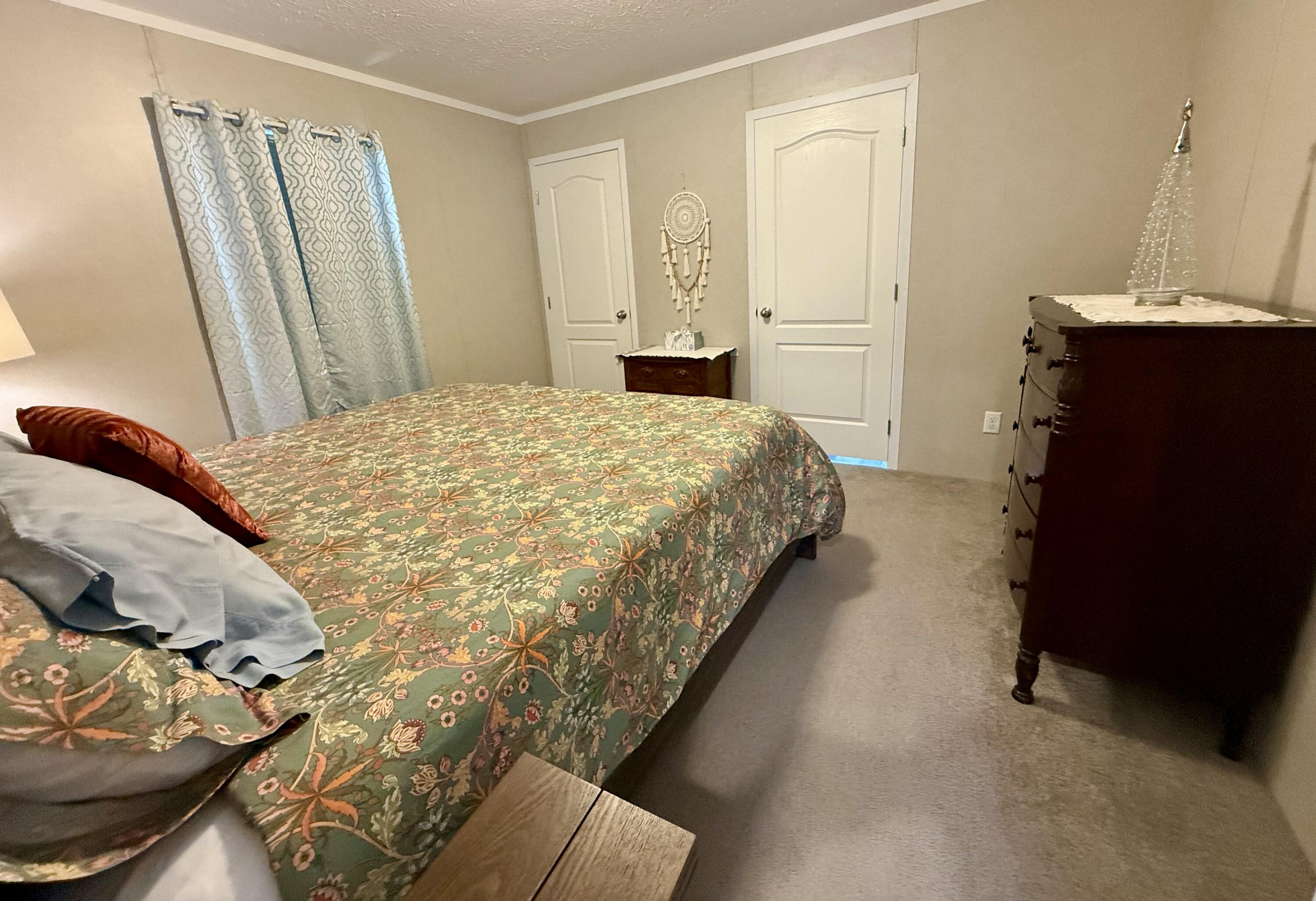 219 Daisy Lane, Saranac Lake