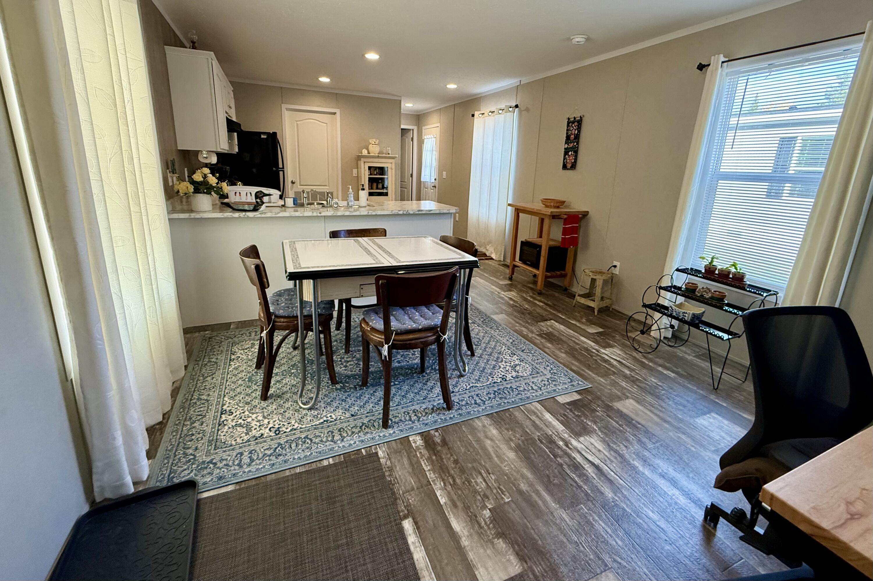 219 Daisy Lane, Saranac Lake