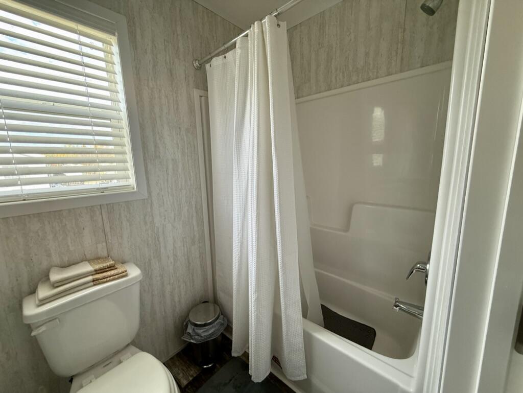 219 Daisy Lane, Saranac Lake