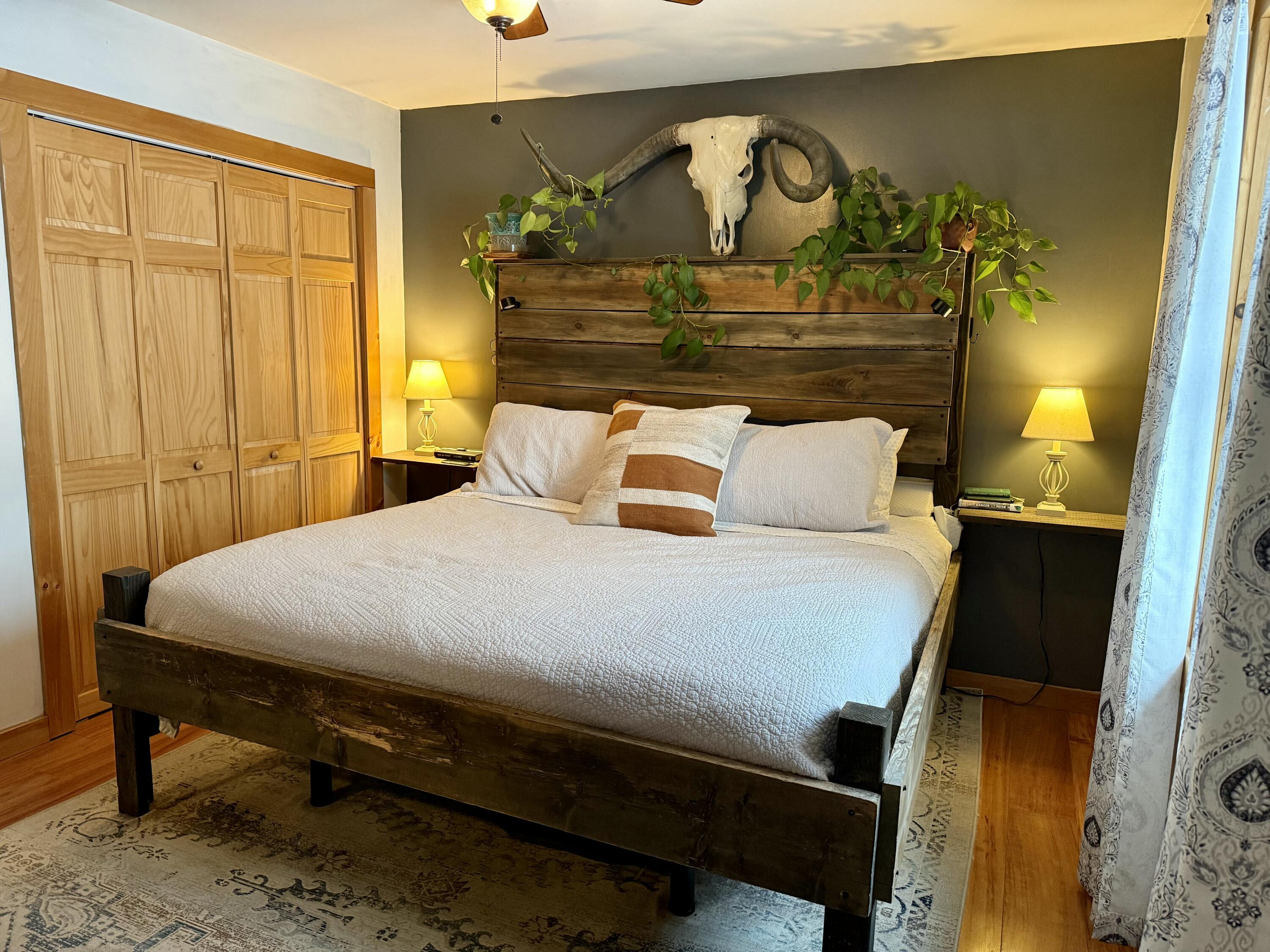 39 Hudson River Road