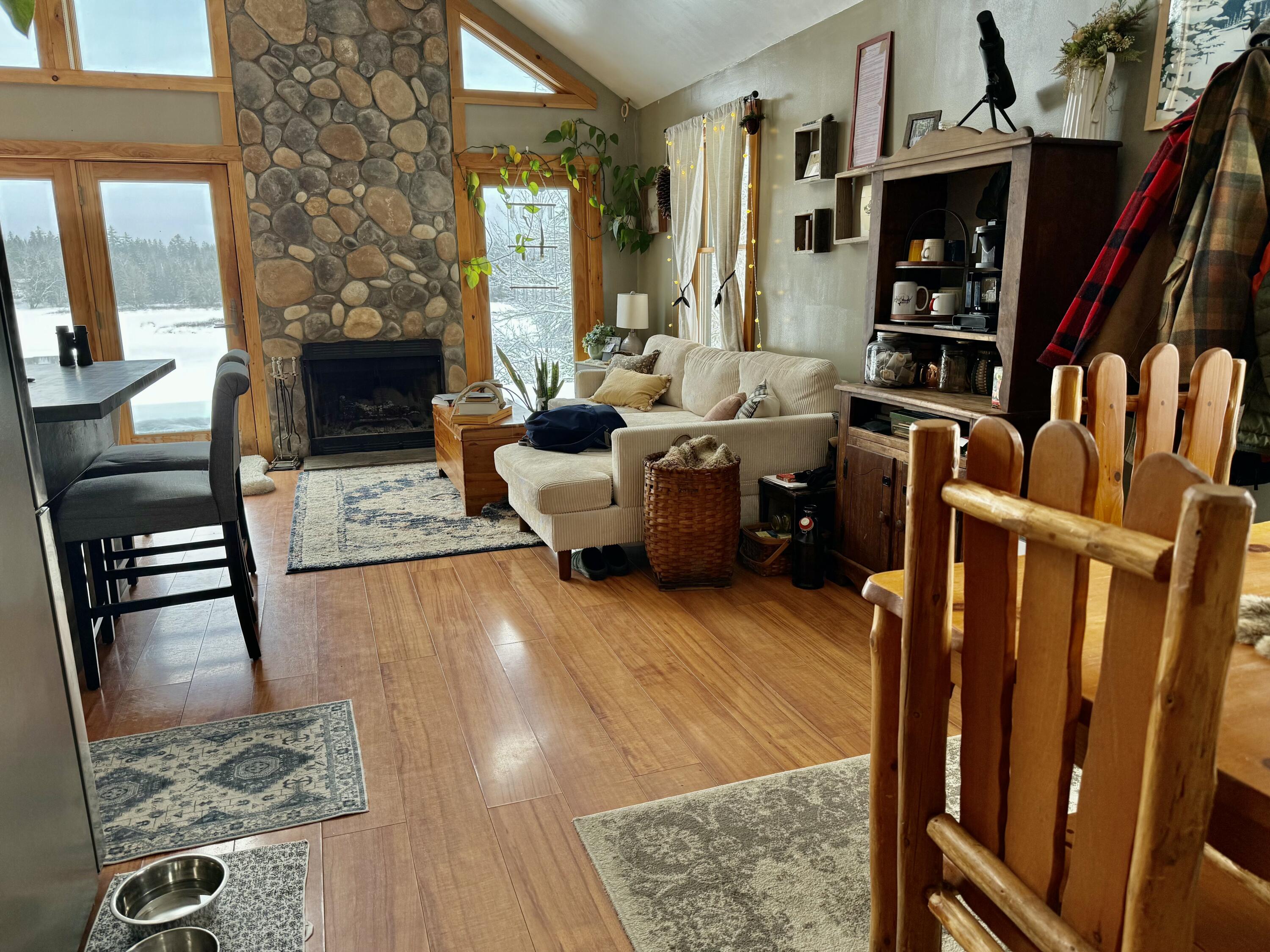 39 Hudson River Road