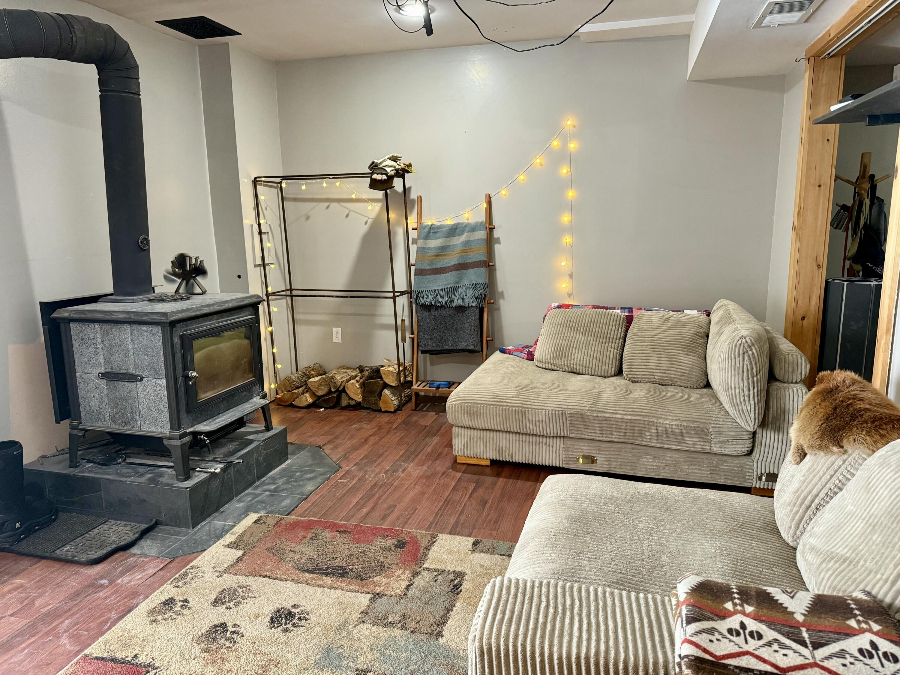 39 Hudson River Road