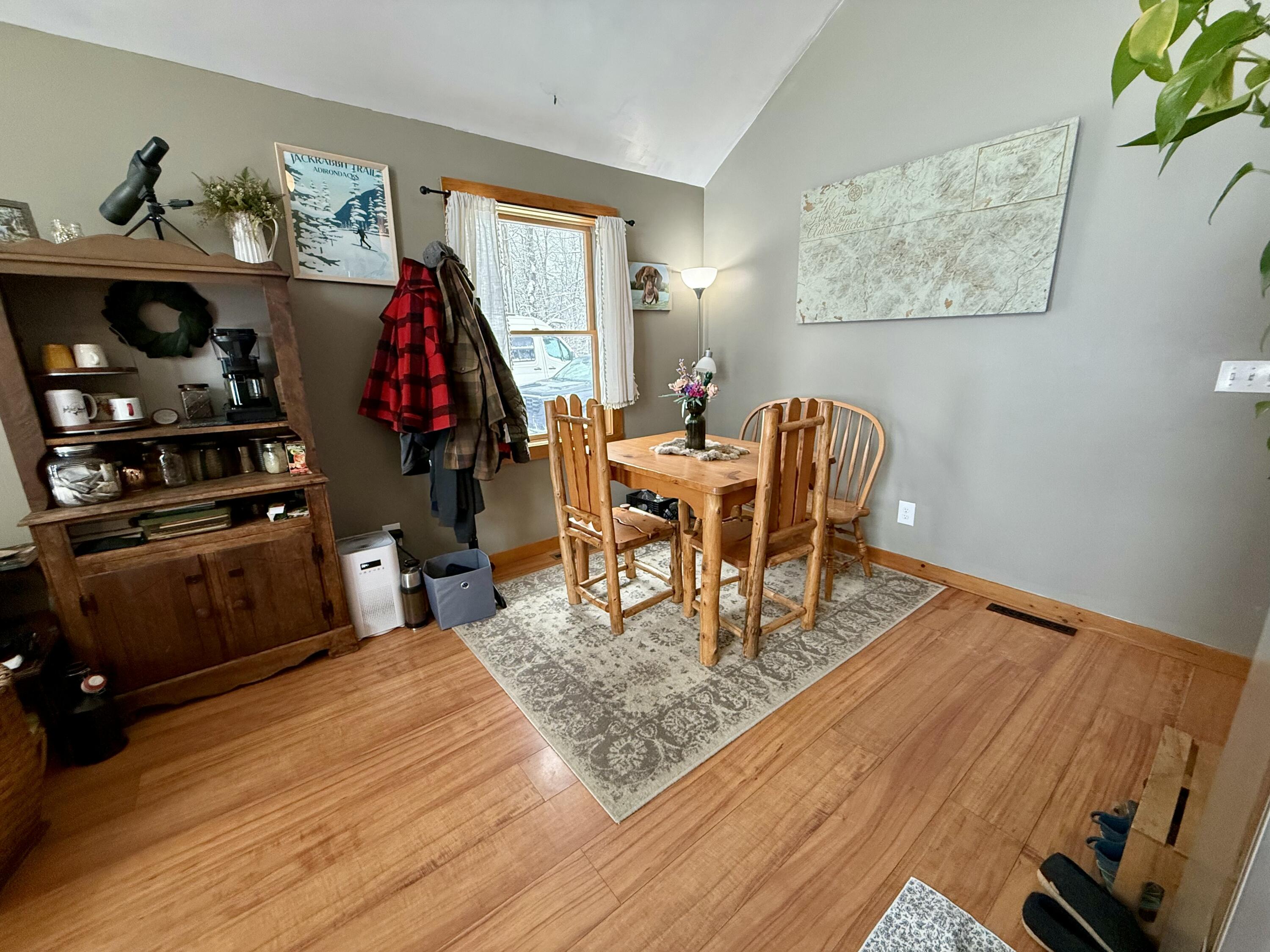 39 Hudson River Road