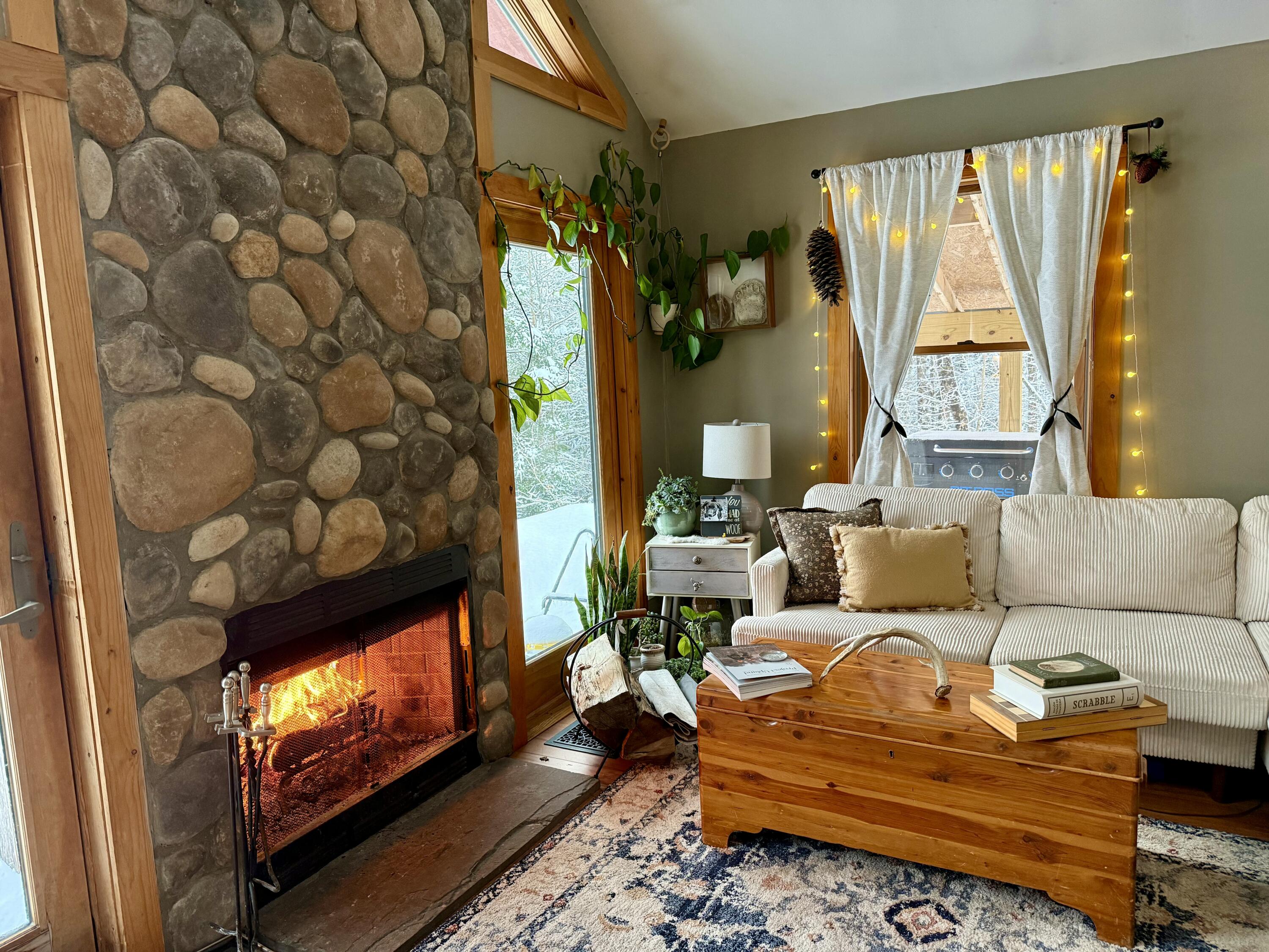 39 Hudson River Road