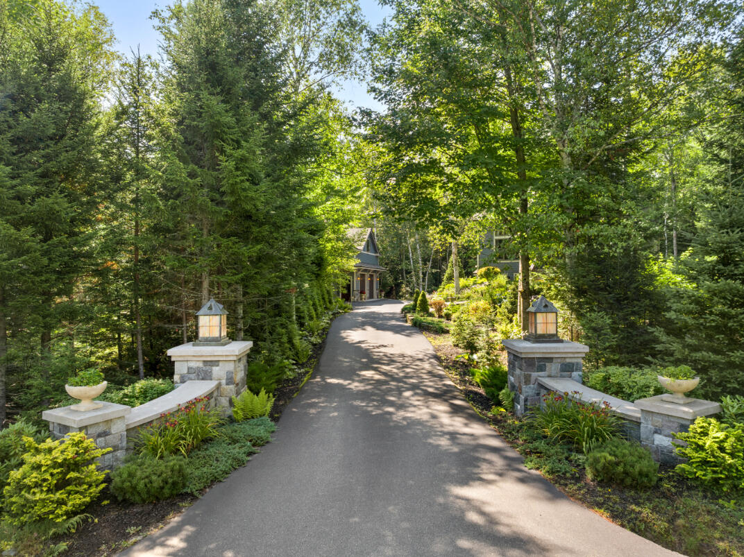 25 Snowberry Lane