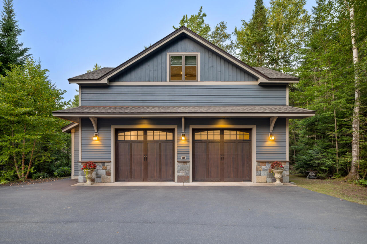 25 Snowberry Lane