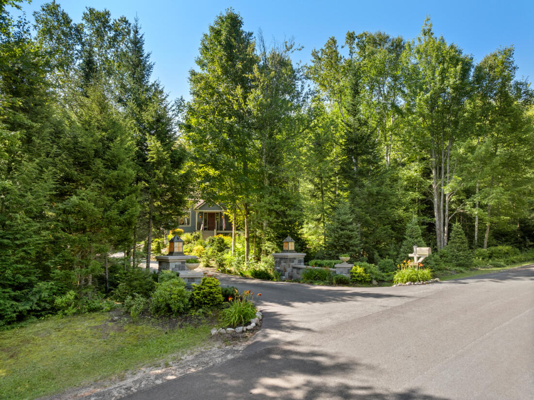 25 Snowberry Lane
