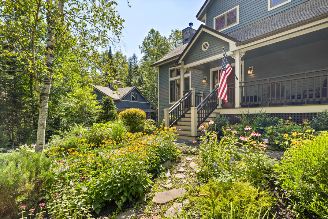 25 Snowberry Lane